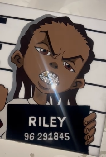 CUSTOM GLEE PAINTINGS